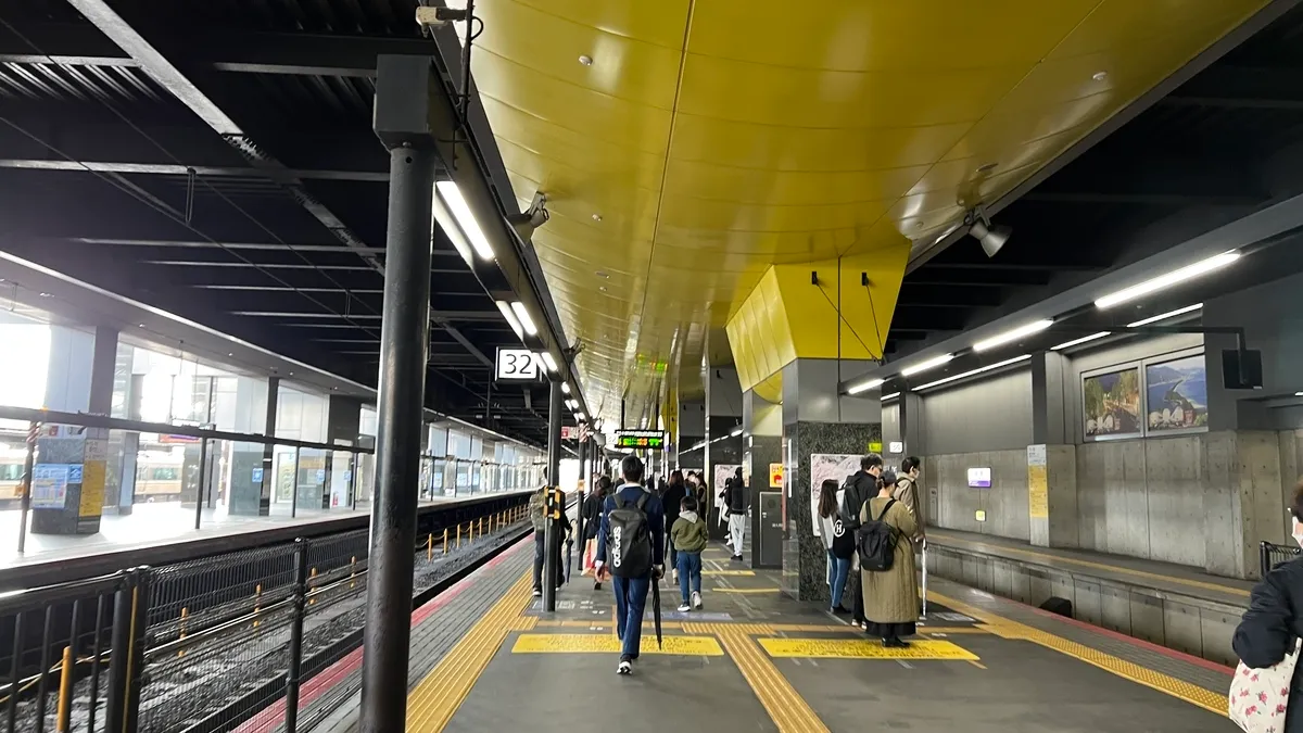 京都駅32番線