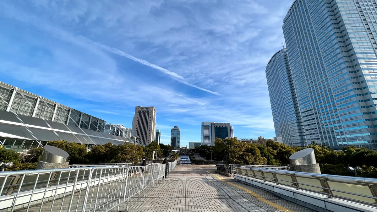 幕張の空