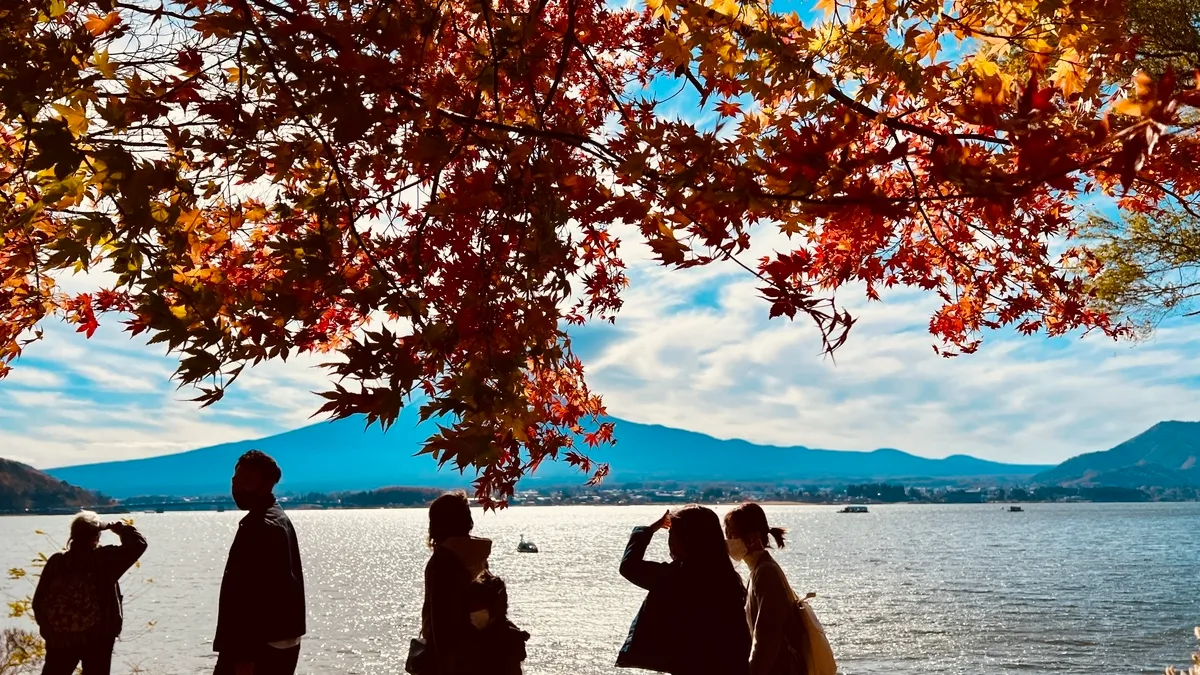 富士山と紅葉