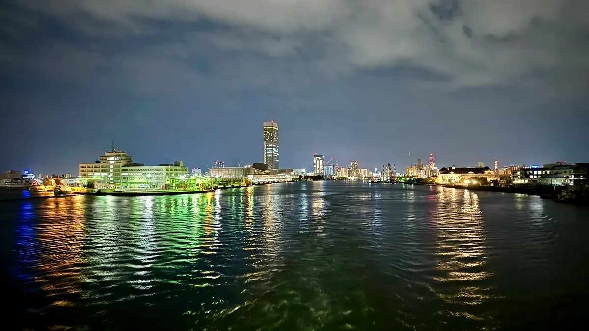 新潟市内の夜景