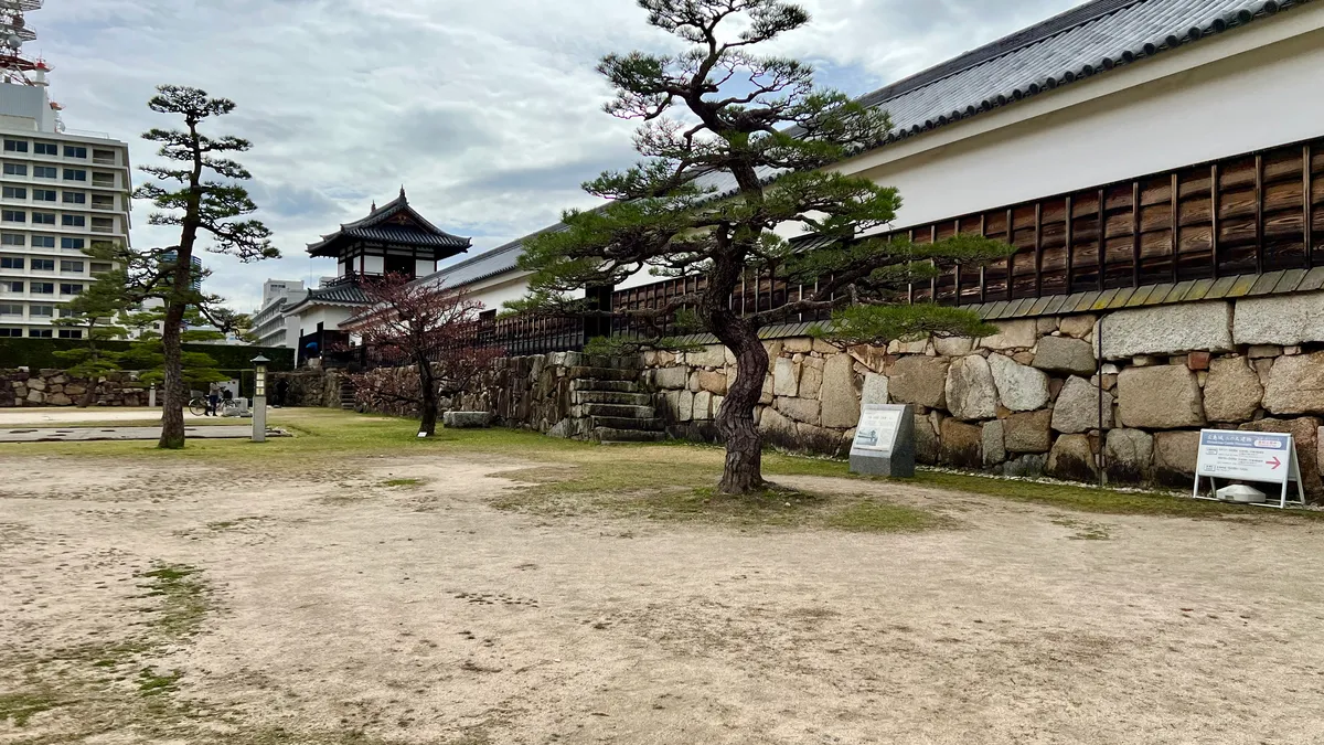 多聞櫓と太鼓櫓